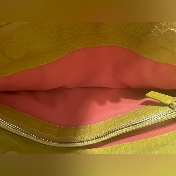 Cole Haan NWOT Lime Green Crocodile Texture Leather Tote Purse - Picture 8 of 9